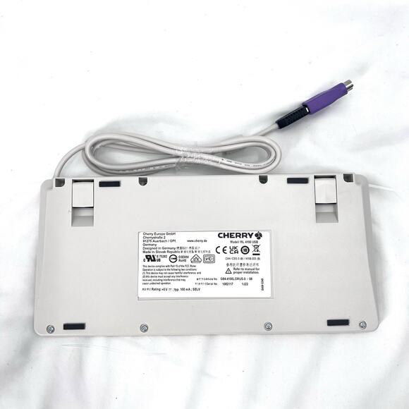 CHERRY Ultra Slim G84-4100 Compact Keyboard USB/PS2 Light Gray - Picture 2 of 7